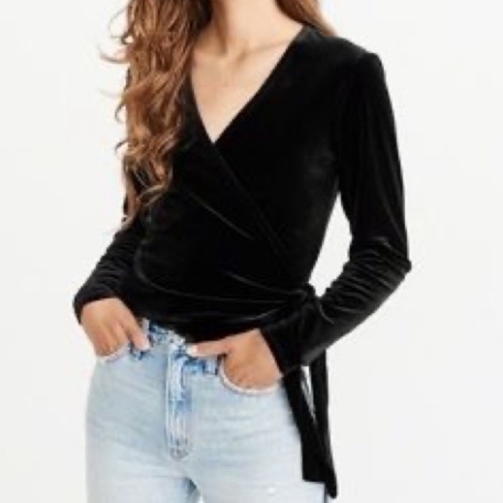 Abercrombie & Fitch Black Velvet Tie-Front Wrap Sweater